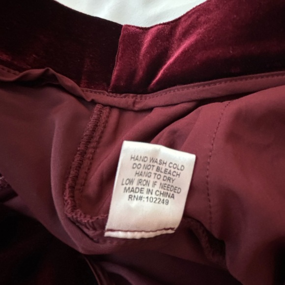 THE PORTER COLLECTIVE  Guidara velvet pants, burgundy color, size 1X. NWOT - Picture 11 of 11
